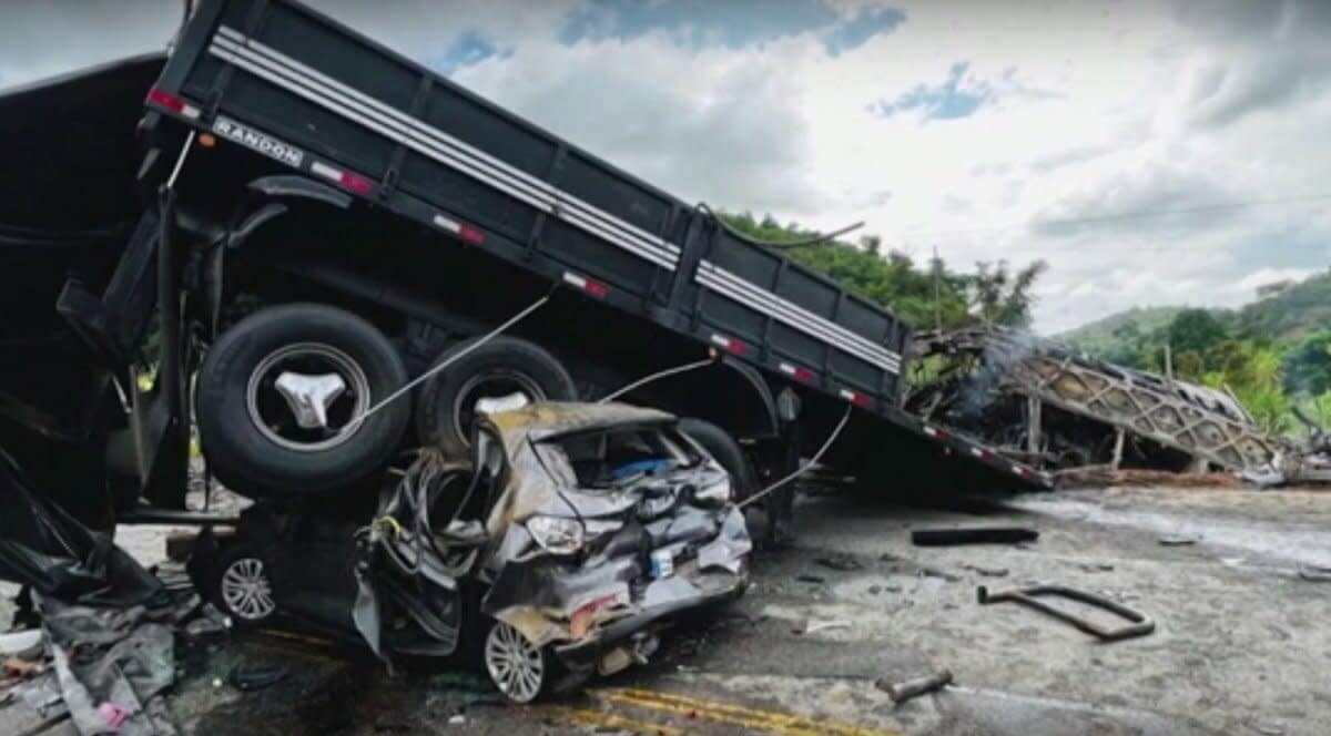 Scene of the deadly bus and truck crash in São Paulo