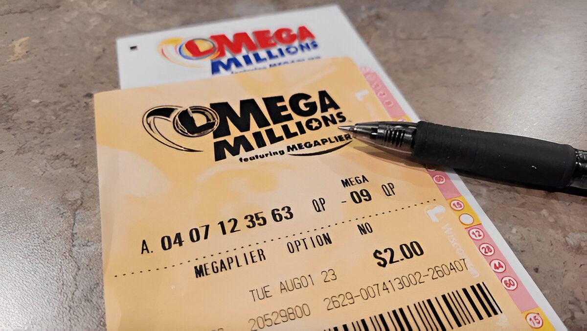 Mega Millions lump sum payout options" or "Tax calculation for Mega Millions jackpot.
